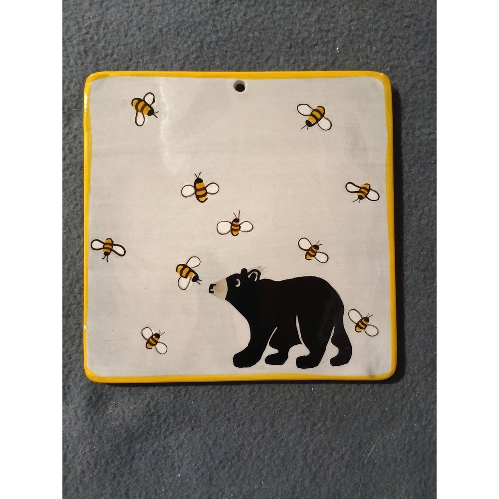danica Bear & Bees Trivet Hot Pad White Yellow Kitchen Decor